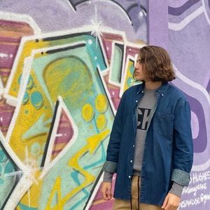 Meet your Posher, Alex